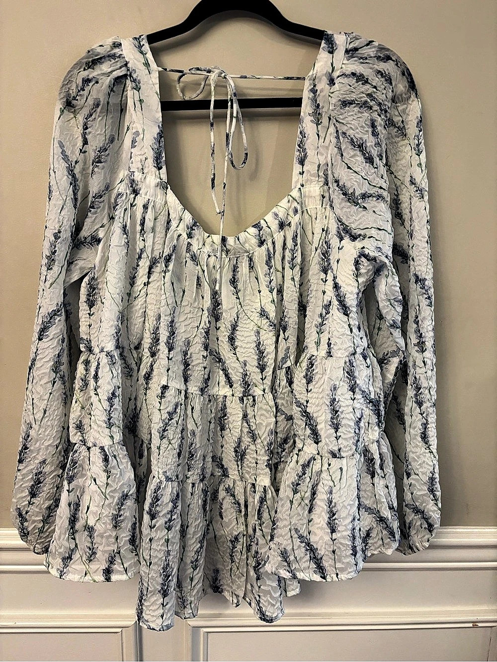 Arula Floral Tie Neck Blouse in White & Blue Like New
